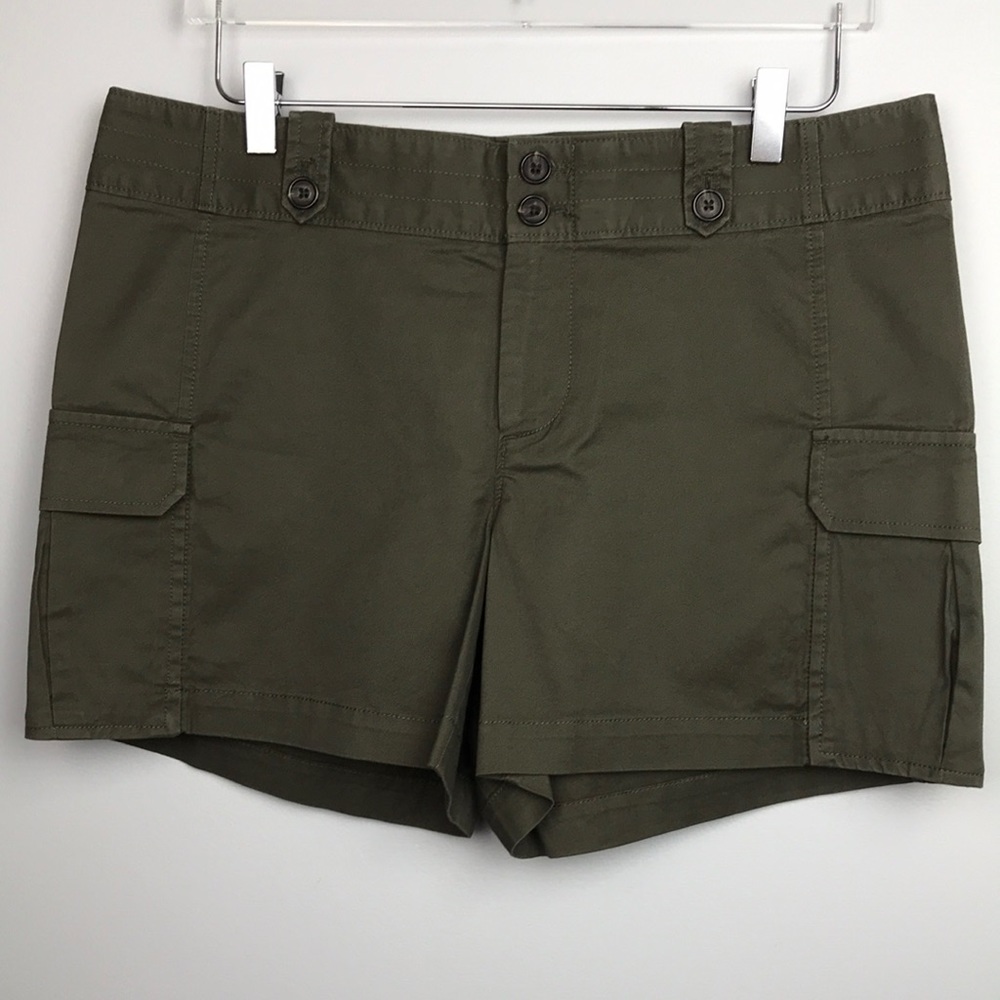 Banana Republic Martin Fit Shorts Sz 12